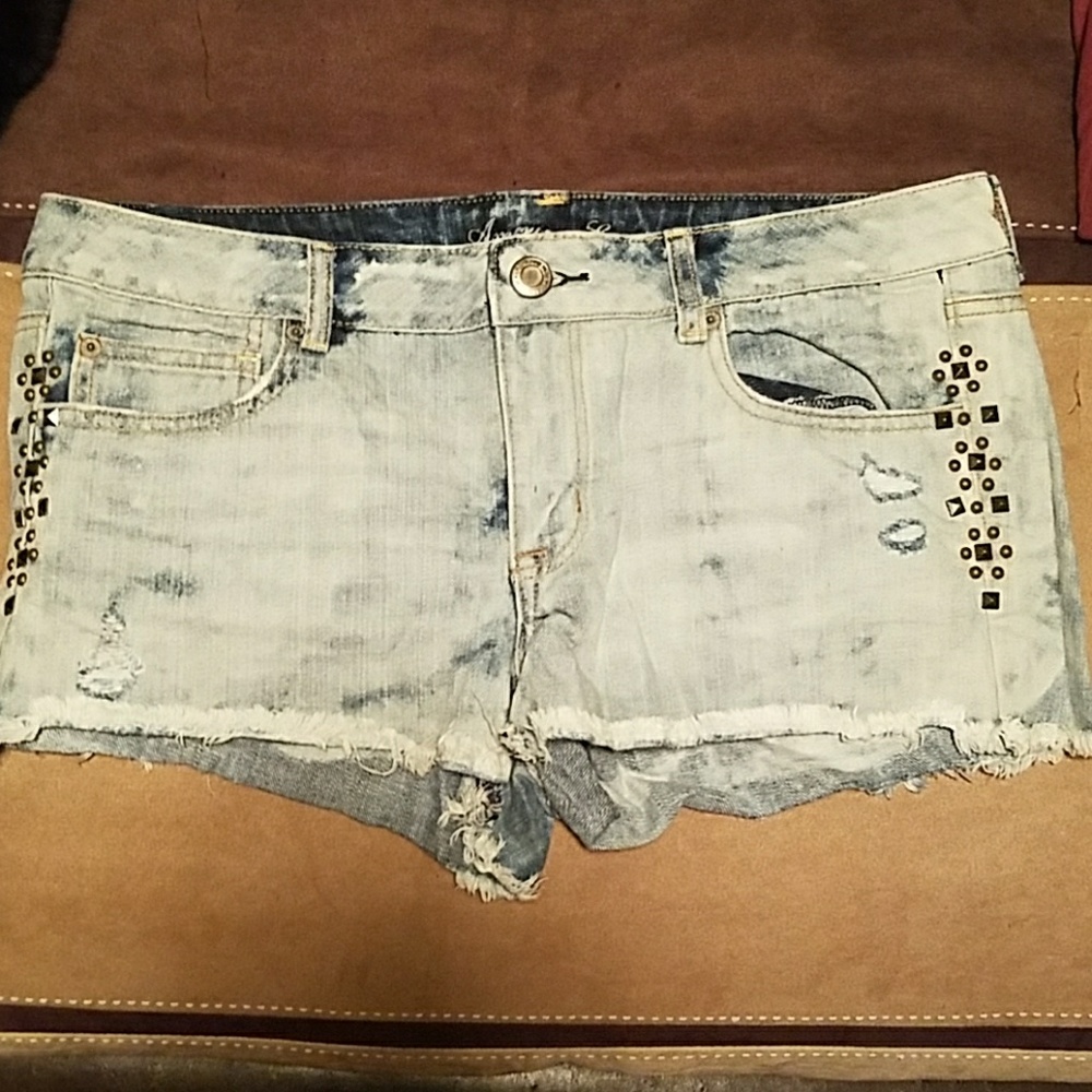 American eagle booty shorts